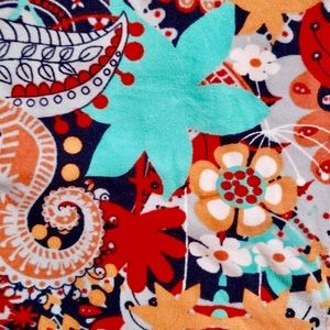 LulaRoe Tropical Flower Pattern 🌸 OS Leggings